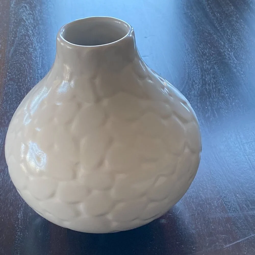Jonathan Adler Pebble Vase White Ceramic Hand Made EUC